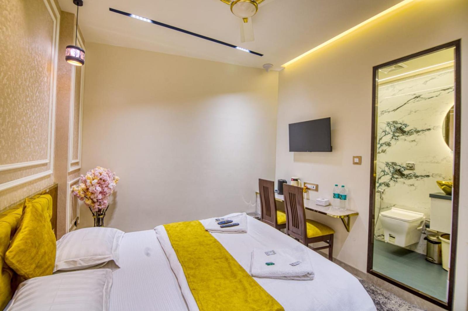 La Hotel Metro Near Bkc Bombaj Exteriér fotografie